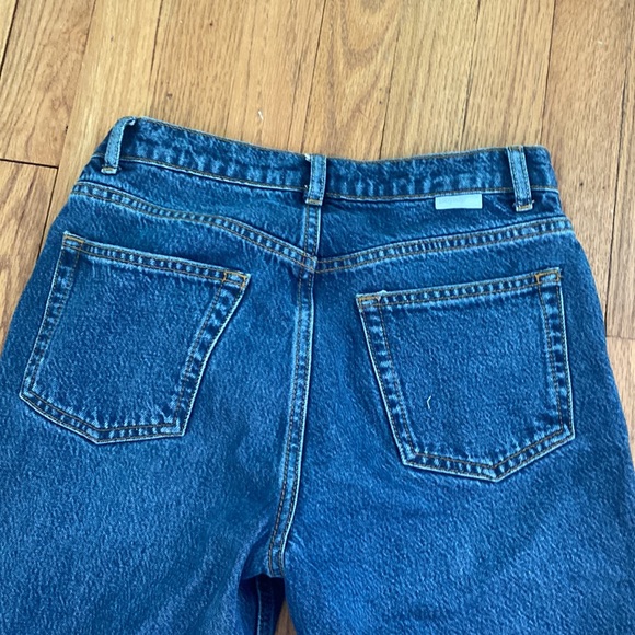 Darcy Dark Wash High-Rise Cropped Flare Jeans
BOYISH size 25 - Picture 10 of 11